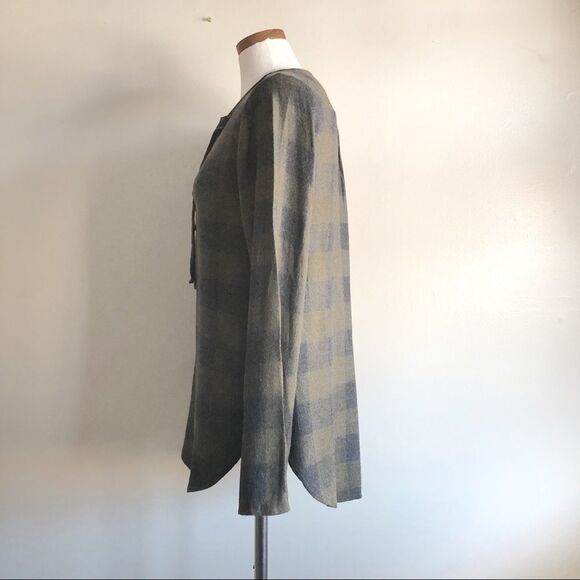 Cloth & Stone Plaid Rayon blouse with bell sleeves - Picture 4 of 7
